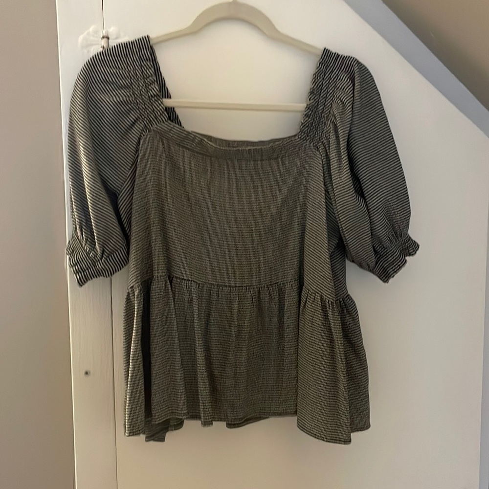 Loft black and white top! Worn once!